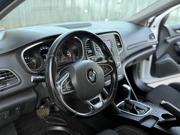 Galeriden Renault Megane 1.5 dCi Touch 2017 Model İstanbul