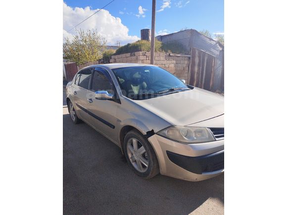 Sahibinden Renault Megane 1.4 Authentique 2006 Model