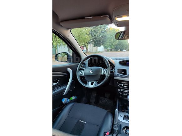 Öğretmenden temiz 1.5 dci 2011 otomatik fluence...