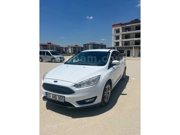 Sahibinden Ford Focus 1.6 Ti-VCT Style 2016 Model 
