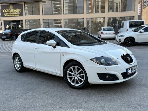 SEAT LEON 1.6 TDI OTOMATİK
