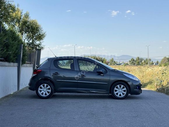 PEUGEOT 207 1.4
