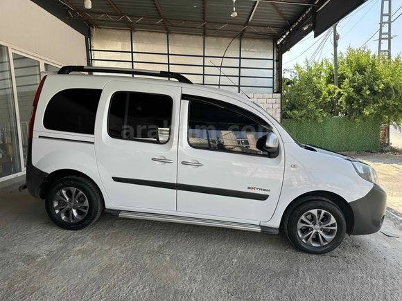 Galeriden Renault Kangoo Multix 1.5 dCi Extreme 2015 Model Antalya
