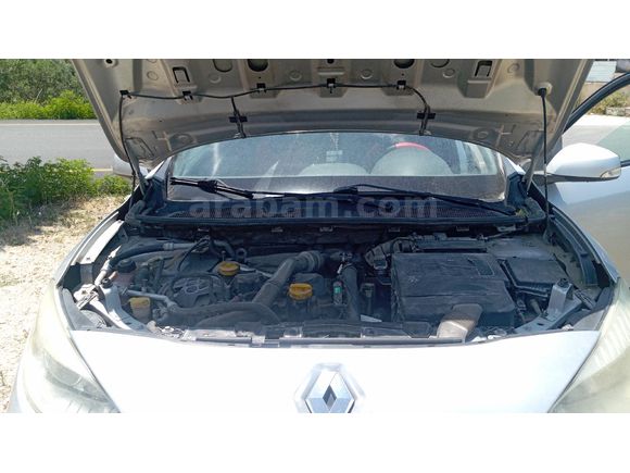 Sahibinden Renault Fluence 1.5 dCi Authentique 2011 Model