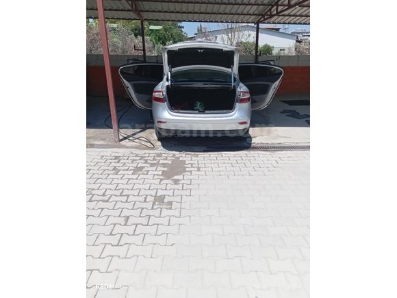 Sahibinden Renault Fluence 1.5 dCi Authentique 2011 Model