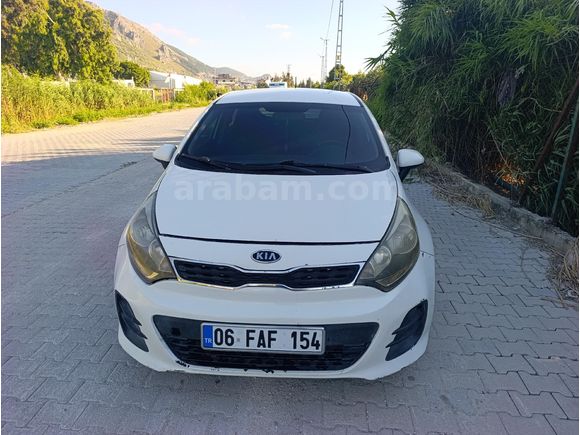 Sahibinden Kia Rio 1.4 CRDi Comfort 2015 Model