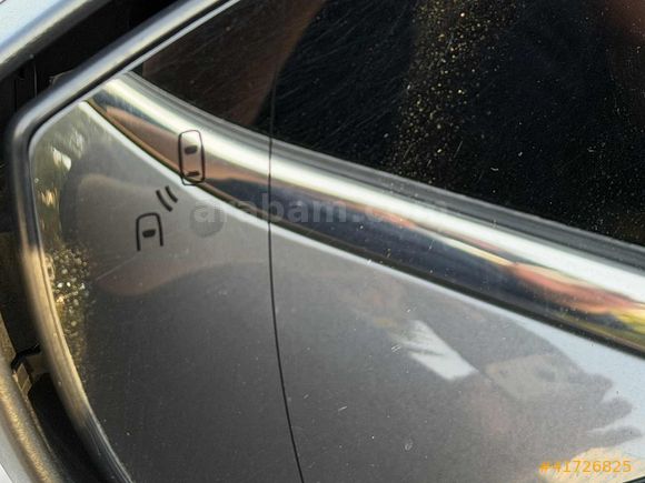 KUGA TİTANİUM ŞERİT TAKİP ÇARPIŞMA KUSURSUZ