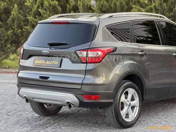 KUGA TİTANİUM ŞERİT TAKİP ÇARPIŞMA KUSURSUZ