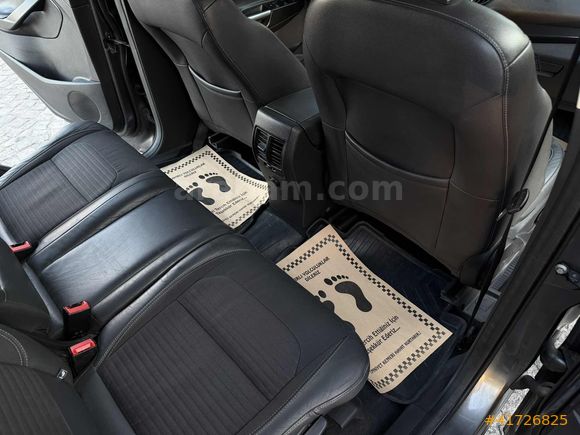 KUGA TİTANİUM ŞERİT TAKİP ÇARPIŞMA KUSURSUZ