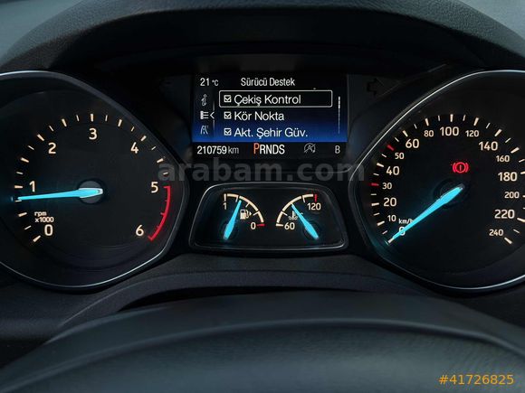 KUGA TİTANİUM ŞERİT TAKİP ÇARPIŞMA KUSURSUZ