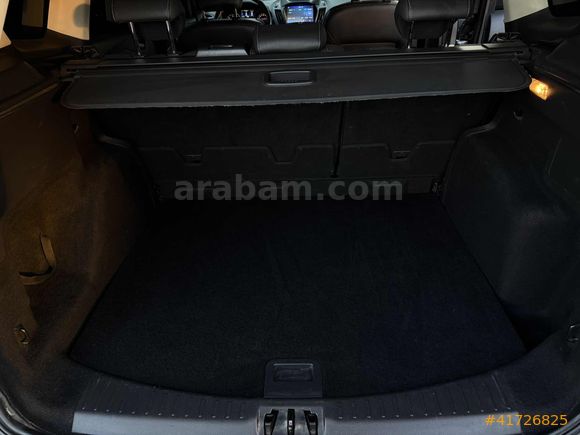 KUGA TİTANİUM ŞERİT TAKİP ÇARPIŞMA KUSURSUZ