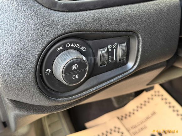 EMİR AUTO'dan RENEGADE 2015 DEĞİŞENSİZ 139 BİN KM
