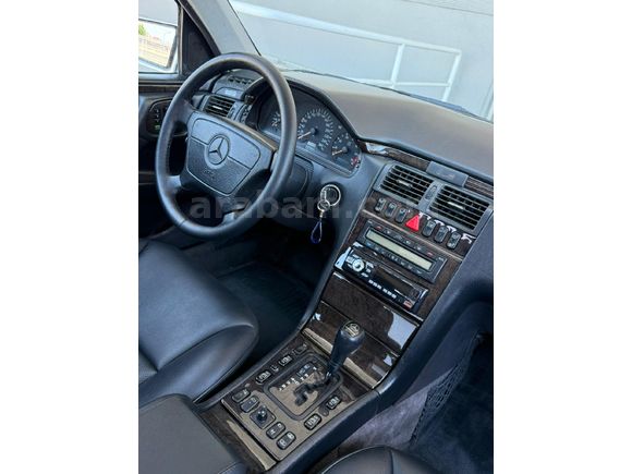 Sahibinden Mercedes - Benz E 200 Kompressor Avantgarde 1999 Model