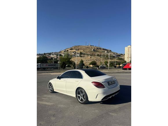 İMZA SERİ MERCEDES C200d AMG 