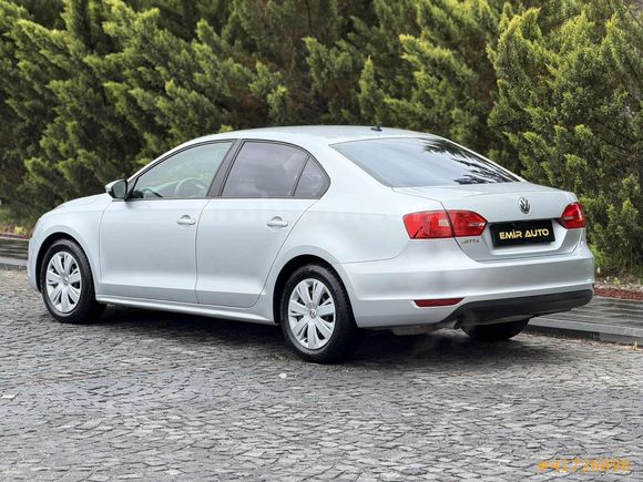 EMİR AUTO'dan JETTA 139 BİN KM BOYASIZ 2014 MODEL EMSALSİZ