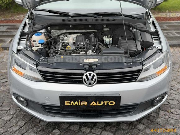 EMİR AUTO'dan JETTA 139 BİN KM BOYASIZ 2014 MODEL EMSALSİZ