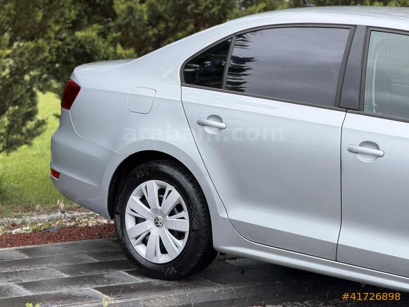 EMİR AUTO'dan JETTA 139 BİN KM BOYASIZ 2014 MODEL EMSALSİZ