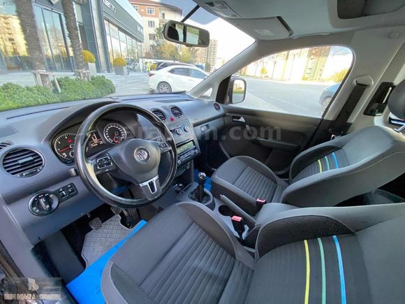 BİLEN OTOMOTİV DEN HATASIZ BOYASIZ CADDY...
