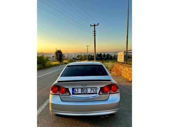 Sahibinden Honda Civic 1.6i VTEC Elegance 2008 Model 