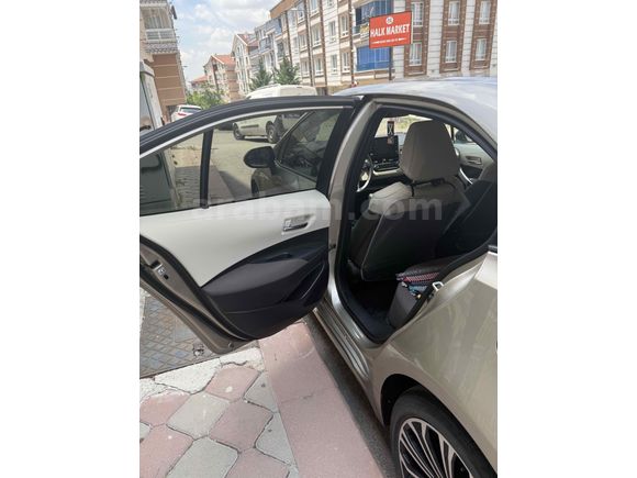Sahibinden Toyota Corolla 1.5 Flame X-Pack 2021 Model 