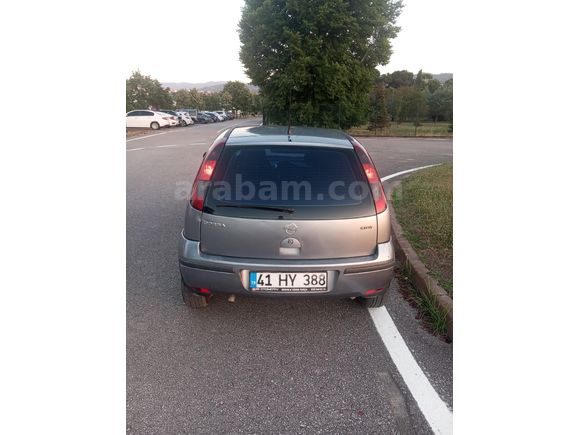 Yeni Bakımlı Opel Corsa 1.3 CDTI Enjoy 2004 Model Kocaeli
