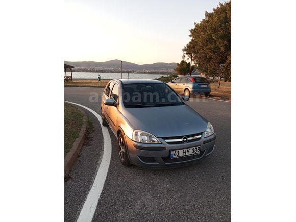 Yeni Bakımlı Opel Corsa 1.3 CDTI Enjoy 2004 Model Kocaeli