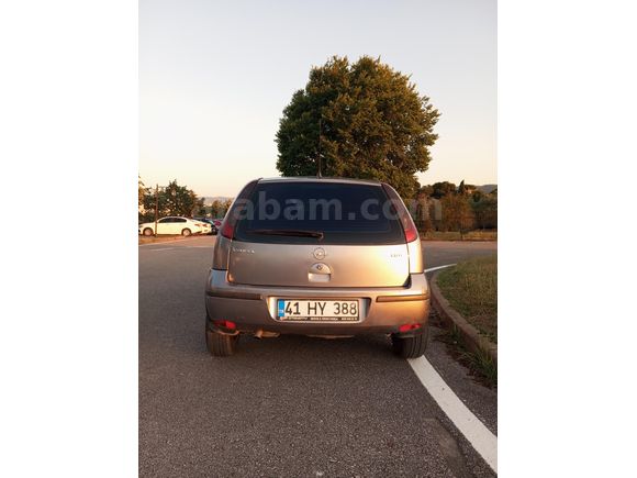 Yeni Bakımlı Opel Corsa 1.3 CDTI Enjoy 2004 Model Kocaeli