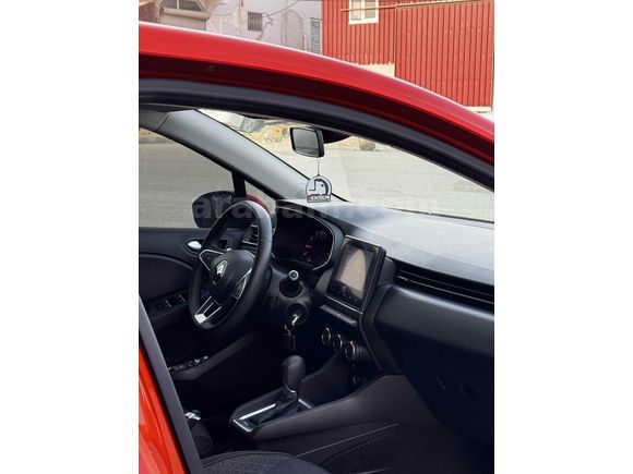 Sahibinden Renault Clio 1.0 TCe Touch 2021 Model 