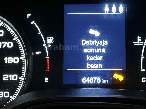 Sahibinden Fiat Egea Cross 1.4 Fire Urban 2021 Model Manisa 65.000 km Gri (metalik)