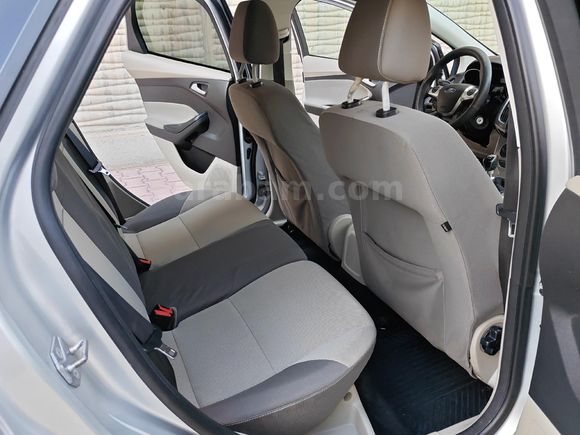 2013 MODEL DEĞİŞENSİZ FOCUS MÜKEMMEL KONDİSYON!!
