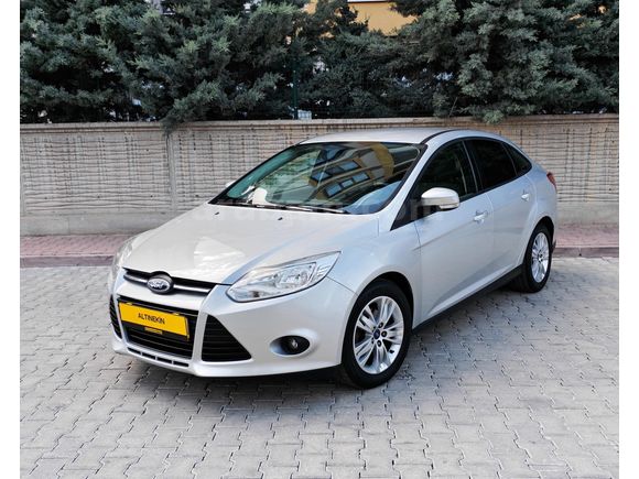 2013 MODEL DEĞİŞENSİZ FOCUS MÜKEMMEL KONDİSYON!!
