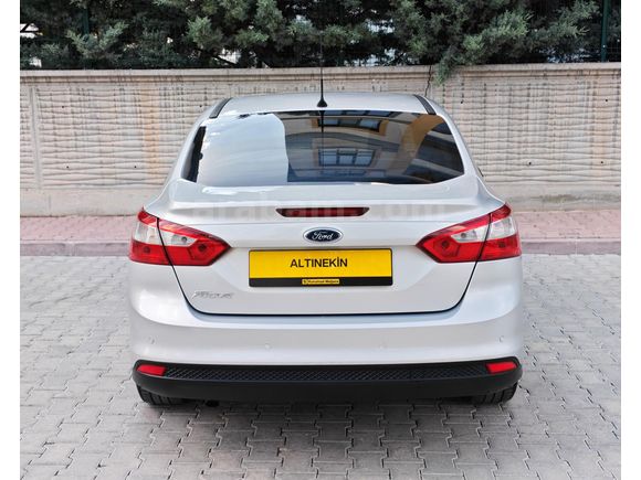 2013 MODEL DEĞİŞENSİZ FOCUS MÜKEMMEL KONDİSYON!!