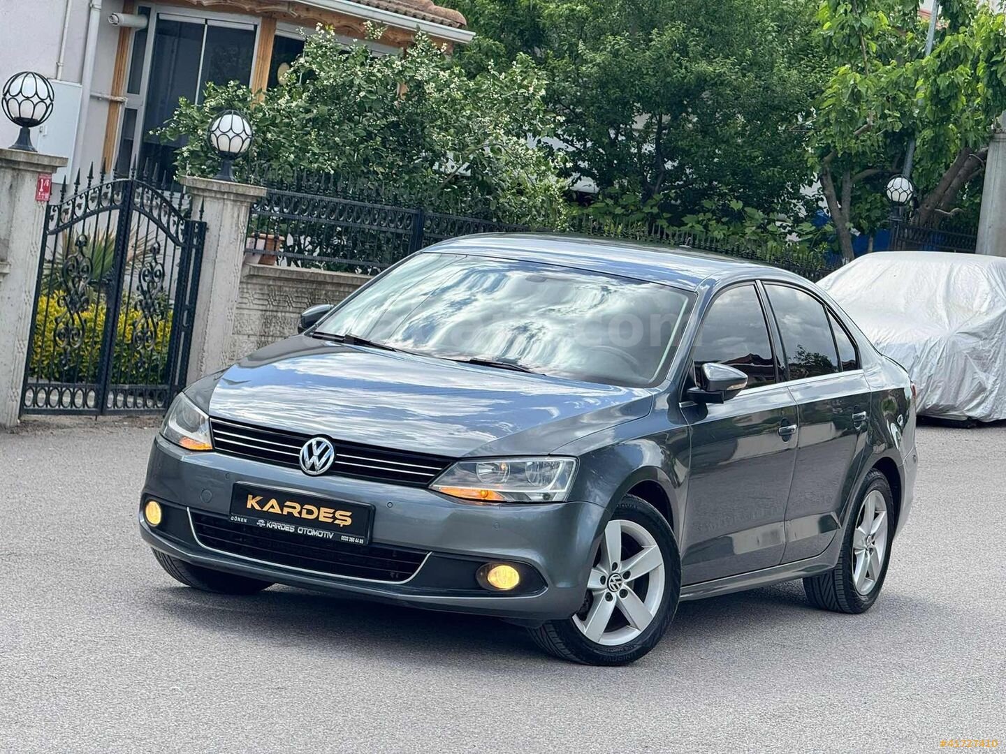 2013 MODEL VOLKSWAGEN JETTA 1.6 TDI COMFORTLİNE OTOMATİK VİTES 5