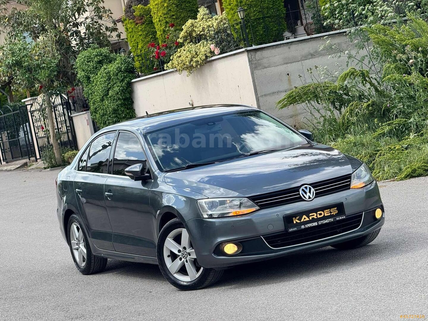 2013 MODEL VOLKSWAGEN JETTA 1.6 TDI COMFORTLİNE OTOMATİK VİTES 4