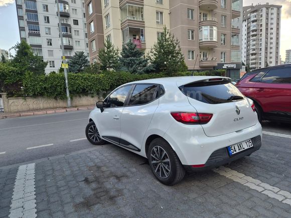Sahibinden Renault Clio 1.2 Joy 2014 Model