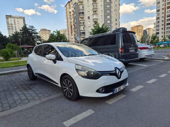 Sahibinden Renault Clio 1.2 Joy 2014 Model