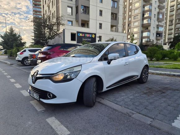 Sahibinden Renault Clio 1.2 Joy 2014 Model