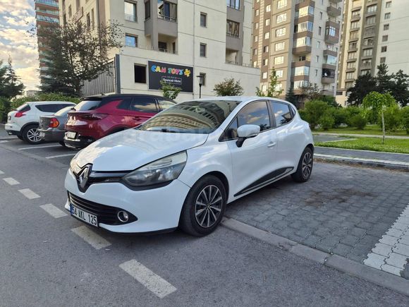Sahibinden Renault Clio 1.2 Joy 2014 Model