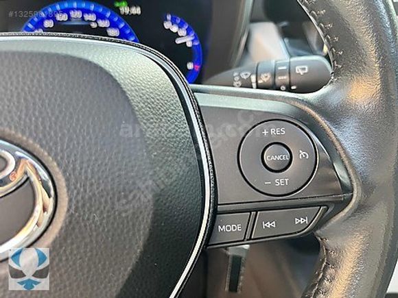 ANKA'DAN 53.000 KM BOYASIZ CAM TAVAN COROLLA 1.2T HATCHBACK