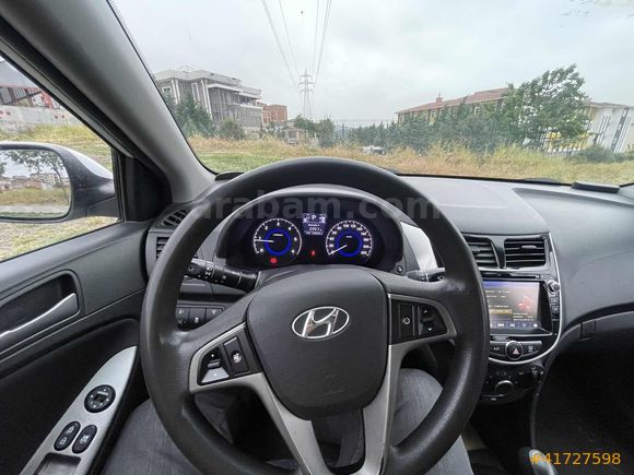2018 ÇIKIŞLI ORJ. 128'BİNDE OTOMATİK BAKIMLI AİLE ARACI