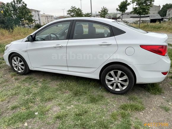 2018 ÇIKIŞLI ORJ. 128'BİNDE OTOMATİK BAKIMLI AİLE ARACI