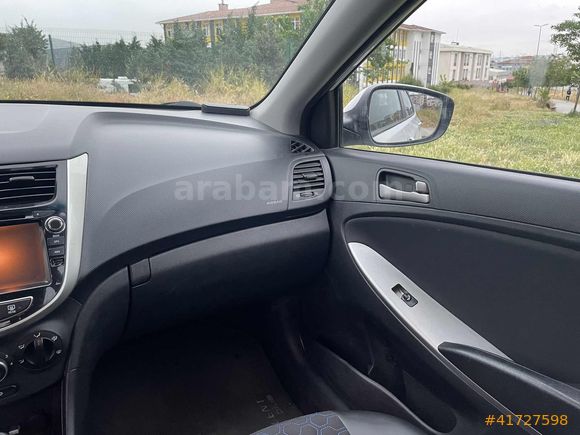 2018 ÇIKIŞLI ORJ. 128'BİNDE OTOMATİK BAKIMLI AİLE ARACI