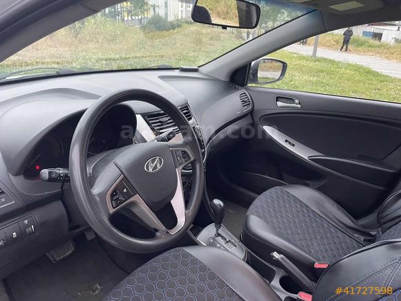 2018 ÇIKIŞLI ORJ. 128'BİNDE OTOMATİK BAKIMLI AİLE ARACI