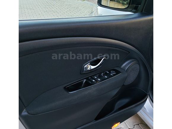 FLUENCE TOUCH PLUS DEĞİŞENSİZ SADECE 3 PARÇA BOYALI EMSALSİZ !!