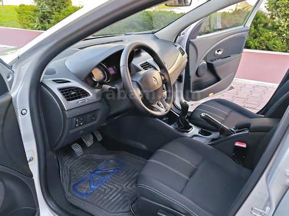 FLUENCE TOUCH PLUS DEĞİŞENSİZ SADECE 3 PARÇA BOYALI EMSALSİZ !!