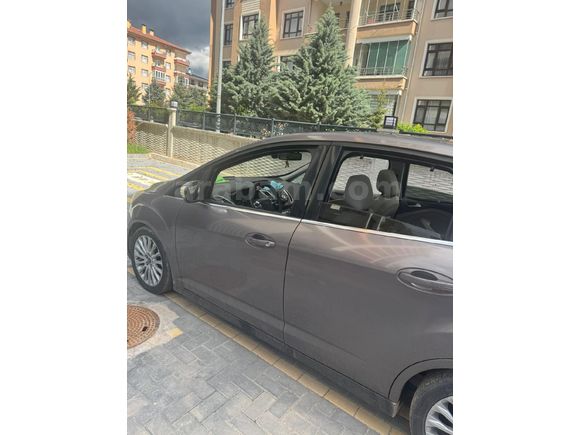 Sahibinden Ford C-Max 1.6 TDCi Titanium X 2012 Model Kocaeli