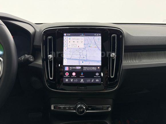 otomobil Volvo EX40 Single Motor Extended Range Ultra