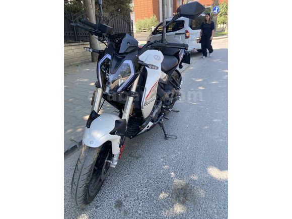 Sıfırdan farksız. 240 km de. 