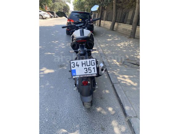 Sıfırdan farksız. 240 km de. 