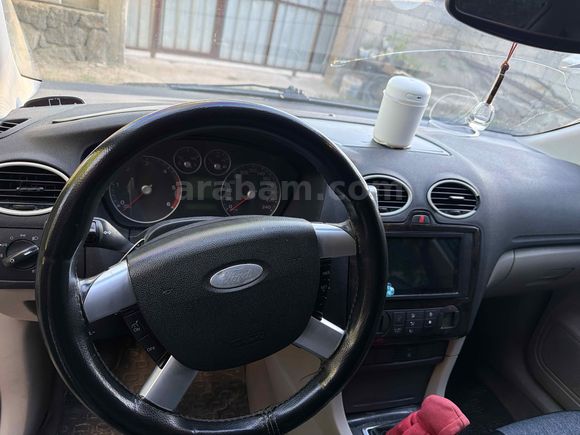 Sahibinden Ford Focus 1.6 TDCi Ghia 2006 Model 